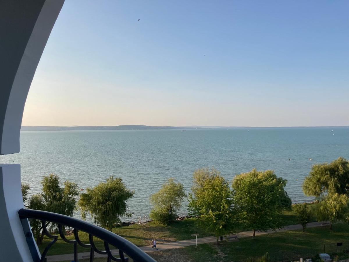 Vizparti Apartman Siófok Exteriör bild